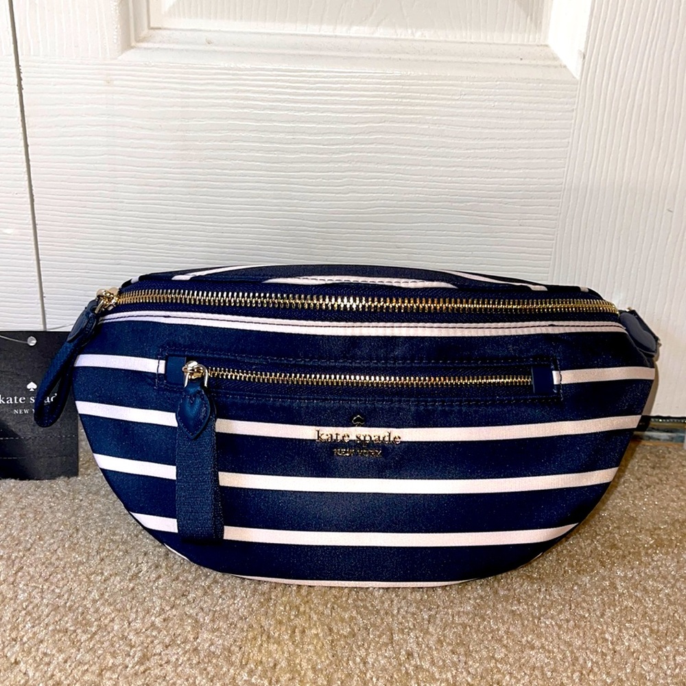 Kate Spade Belt Bag, NWT, Navy & White, Gif…